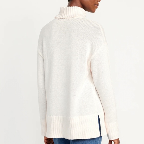 NWT OLD NAVY Turtleneck Tunic Sweater COLOR WHITE SIZE LARGE - Picture 2 of 7